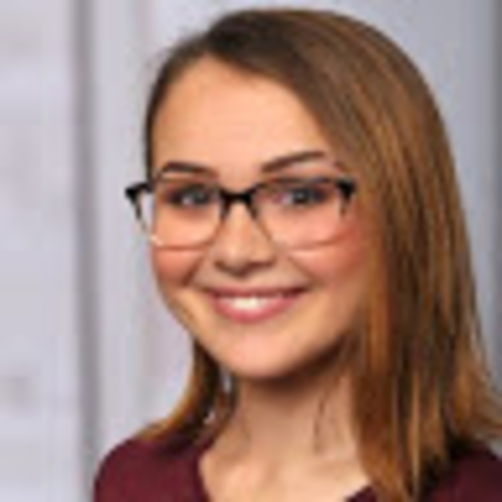 Meet your Posher, Chloe